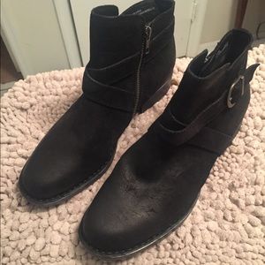 born aditya boots zappos